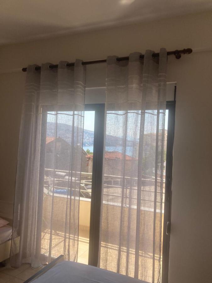 Niko'S Apartments Sarandë Esterno foto
